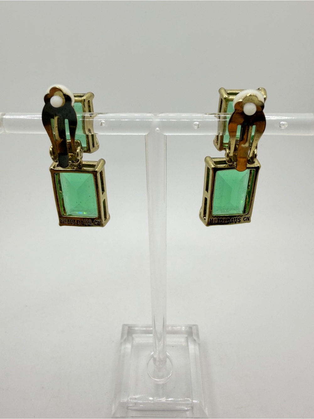 Heidi Daus "HOT ROCKS" Erinite Glass and gold tone CLIP ON earrings! - Picture 4 of 14